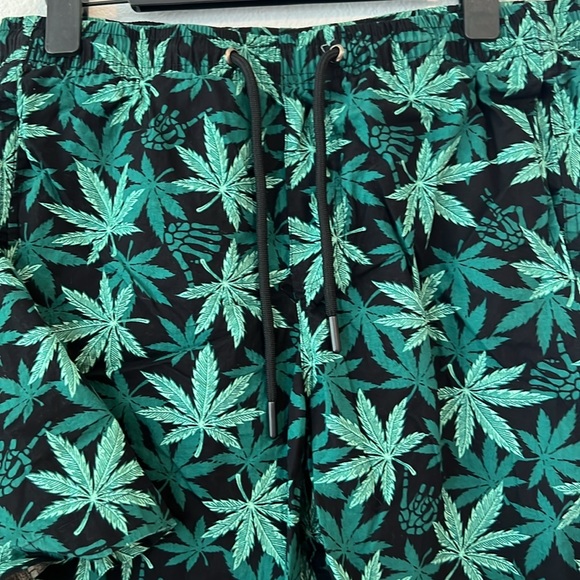 Mens Eighty Eight Brand Shirt/Shorts Set - S - Picture 4 of 7